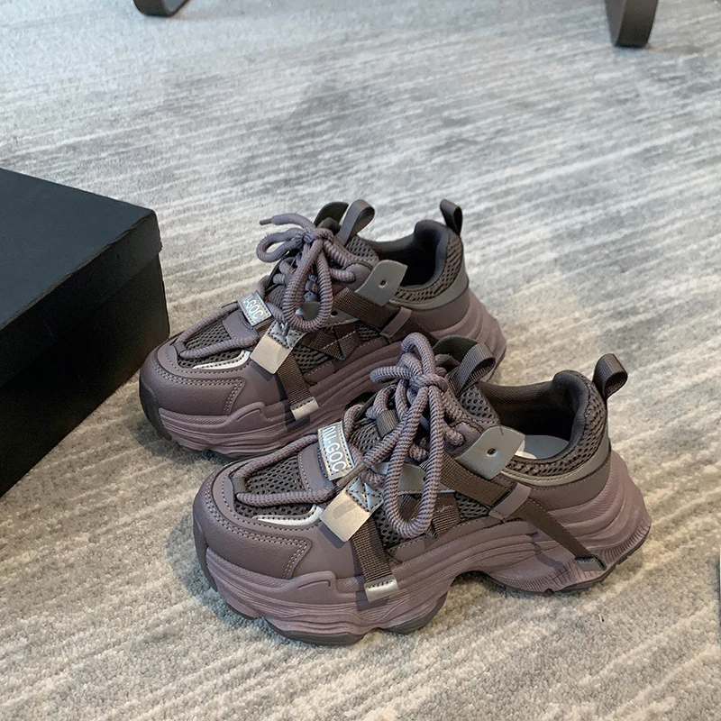 Damen leichte Lace-Up Sneakers mit robustem Obermaterial und flexibler Sohle Heidi Mode - Image 8