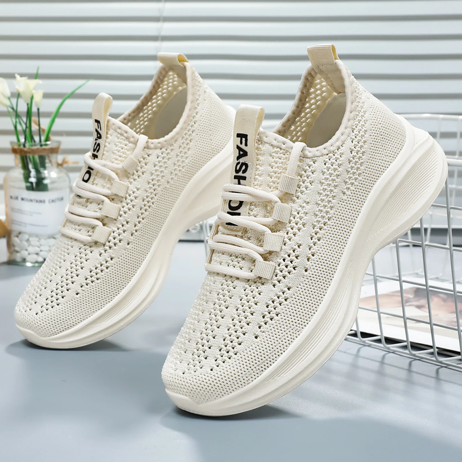 Damen Leichte und Atmungsaktive Freizeitschuhe mit flexiblem Obermaterial Heidi Mode