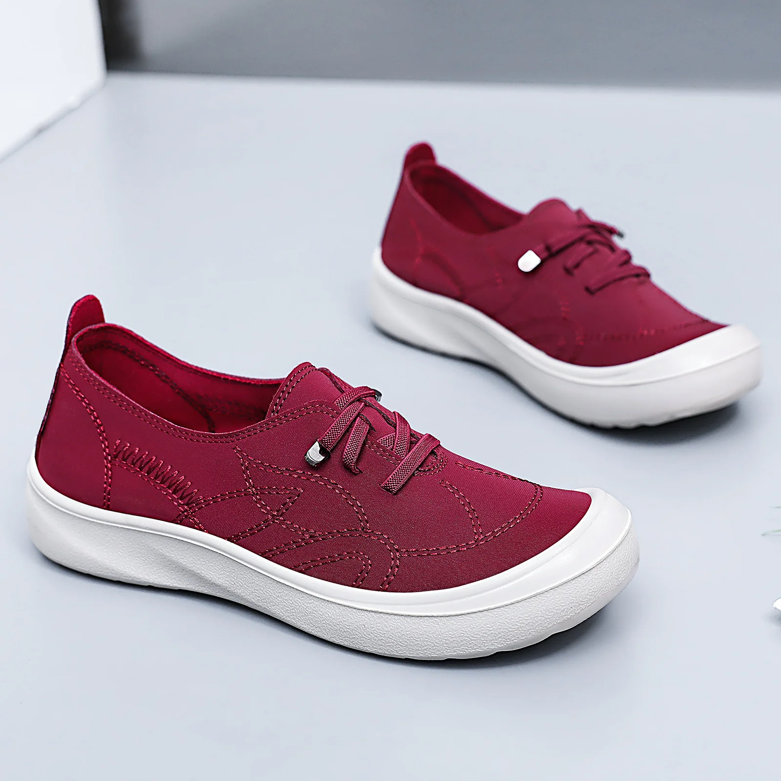 Damen Leichte und atmungsaktive Sneakers mit elastischen Schnürsenkeln Heidi Mode - Image 3