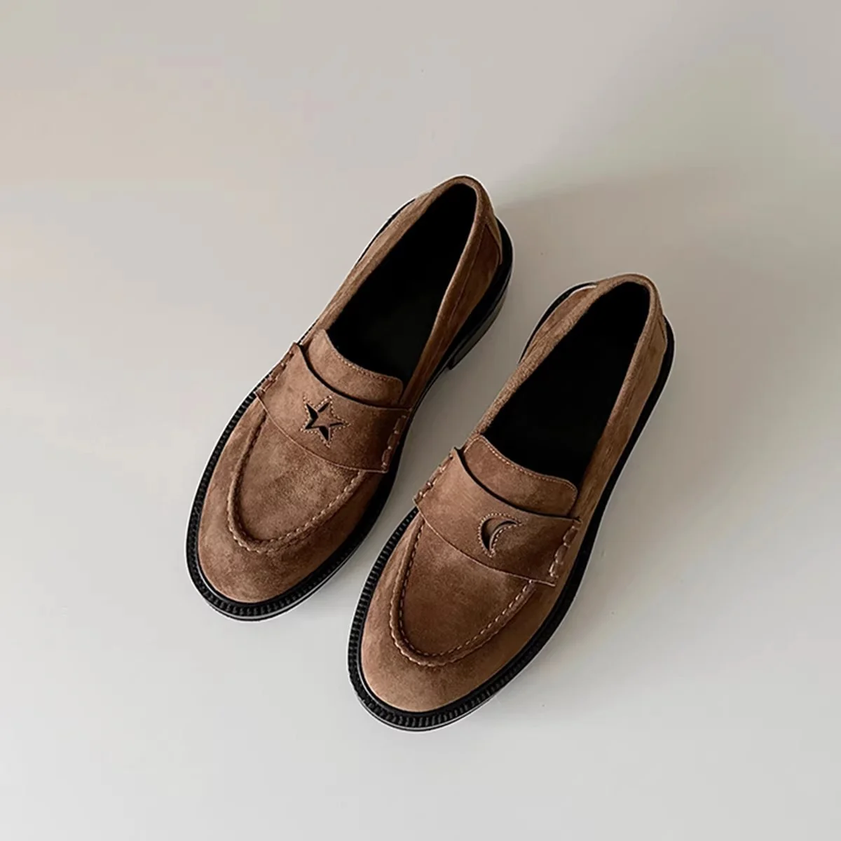 Damen Loafers aus hochwertigem Leder mit modischem Sternen-Detail und bequemer Sohle Heidi Mode - Image 7