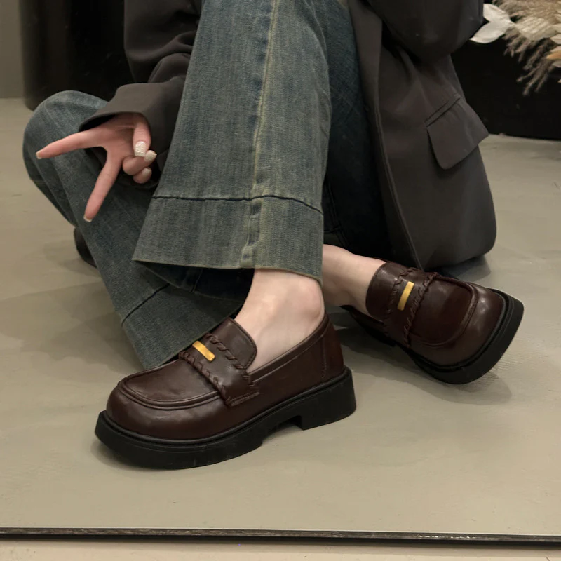 Damen Loafers mit komfortabler Sohle und modischem Riemen Heidi Mode - Image 4