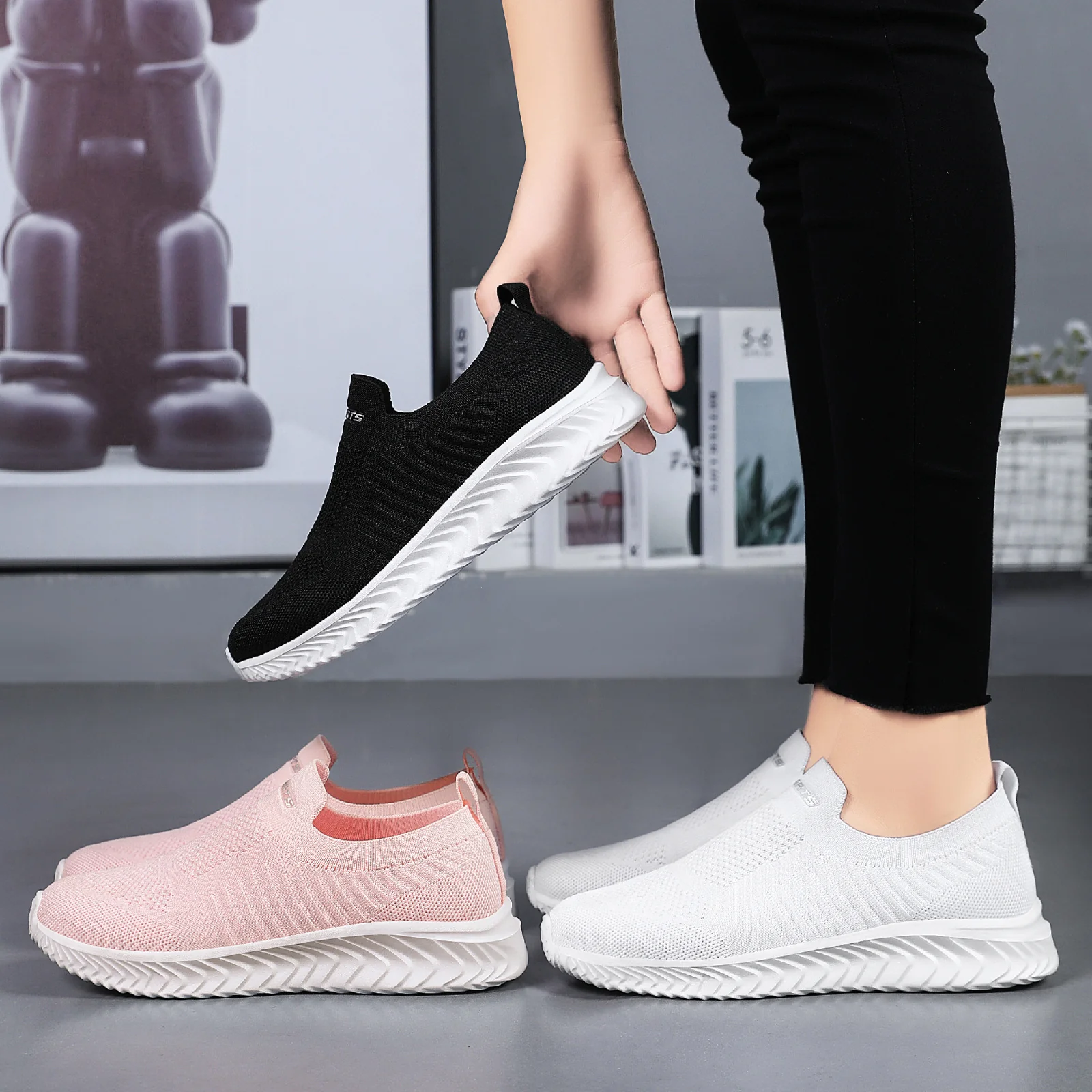 Damen Luftige Slip-On Sneakers mit flexiblem Strickoberteil Heidi Mode - Image 3