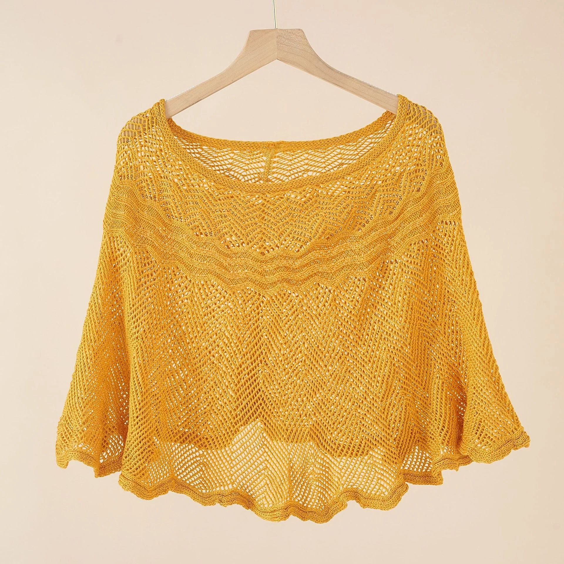 Damen Luftiger Strickponcho Im Modernen Design Heidi-Mode - Image 3