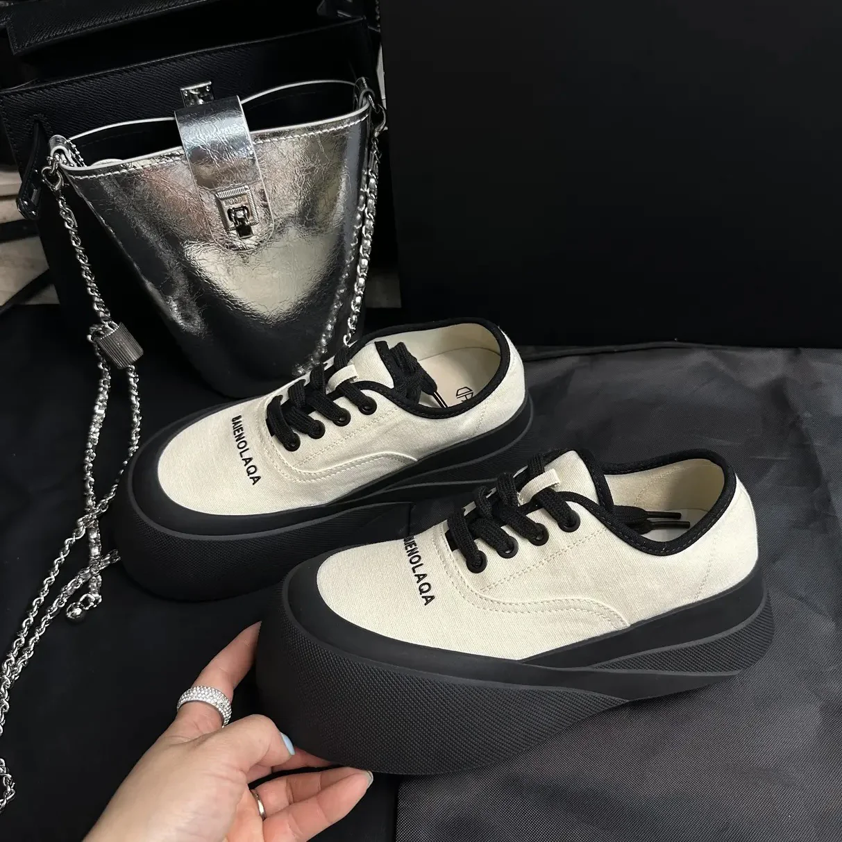 Damen Luxuriöse Plateau Sneakers mit hohem Komfort und modischem Design Heidi Mode - Image 4