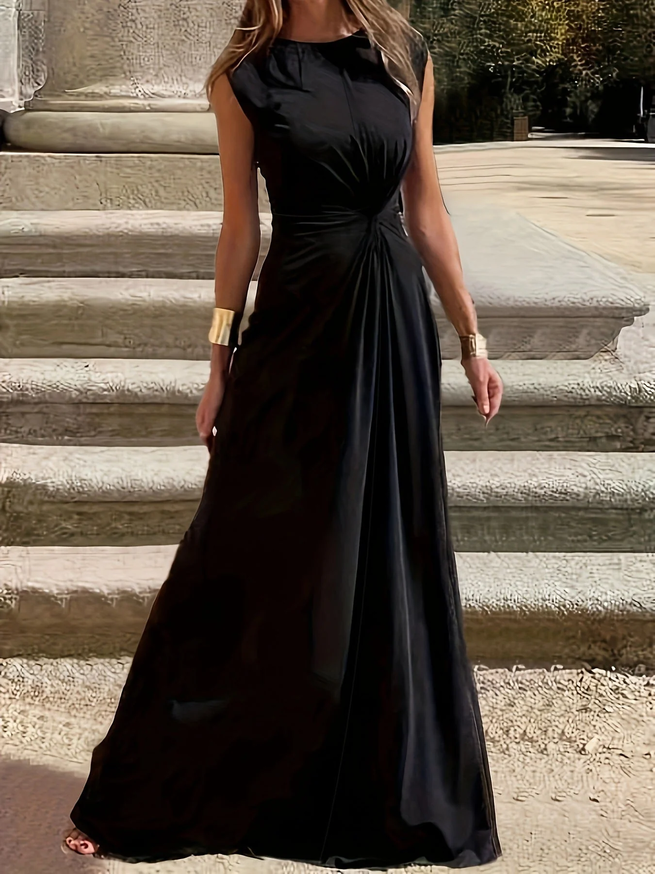 Damen Maxikleid mit Elegantem Knoten-Detail und Fließendem Schnitt Heidi-Mode - Image 10