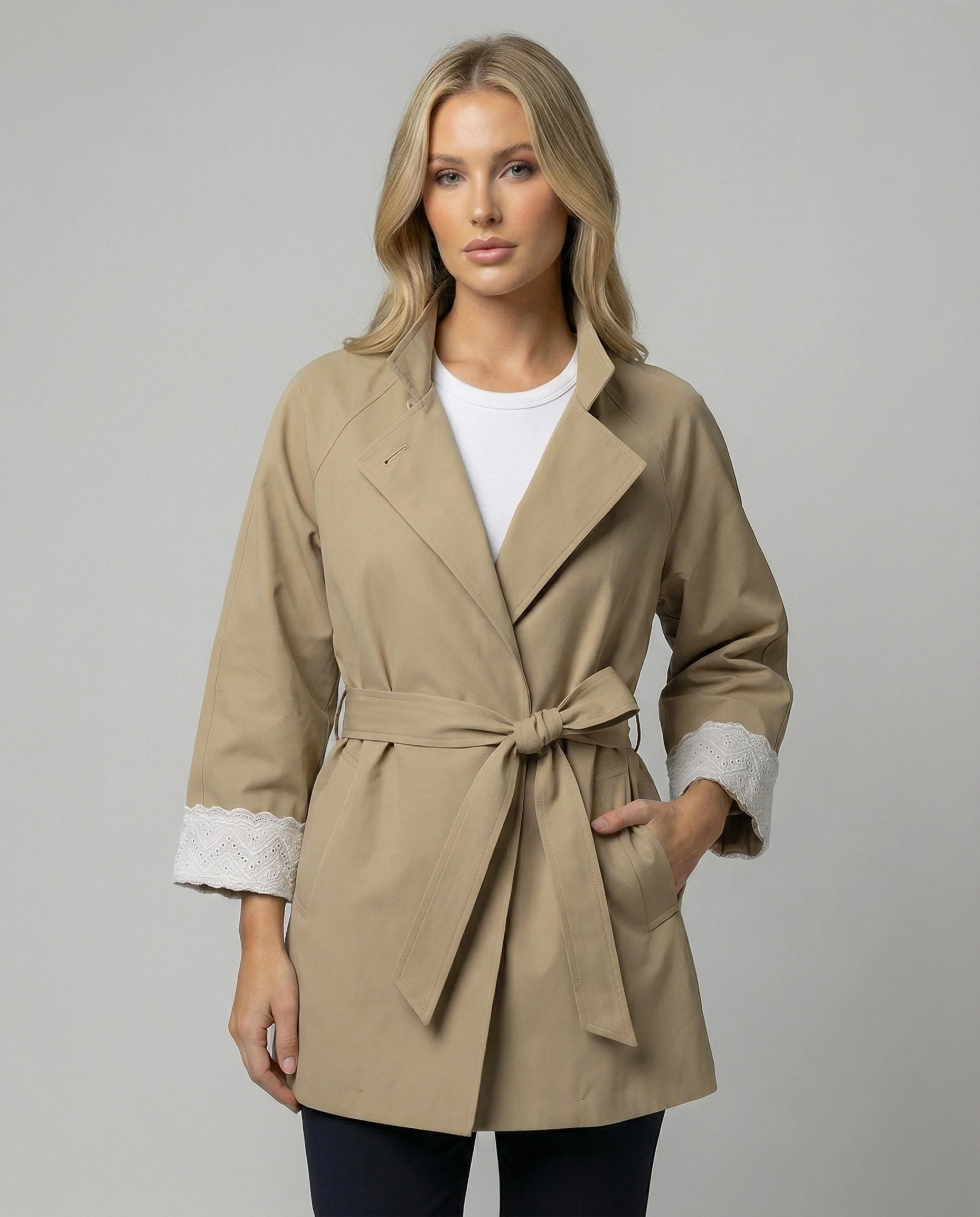 Damen Mode online taillierter Trenchcoat mit Stehkragen und Spitzenmanschetten Heidi-Mode