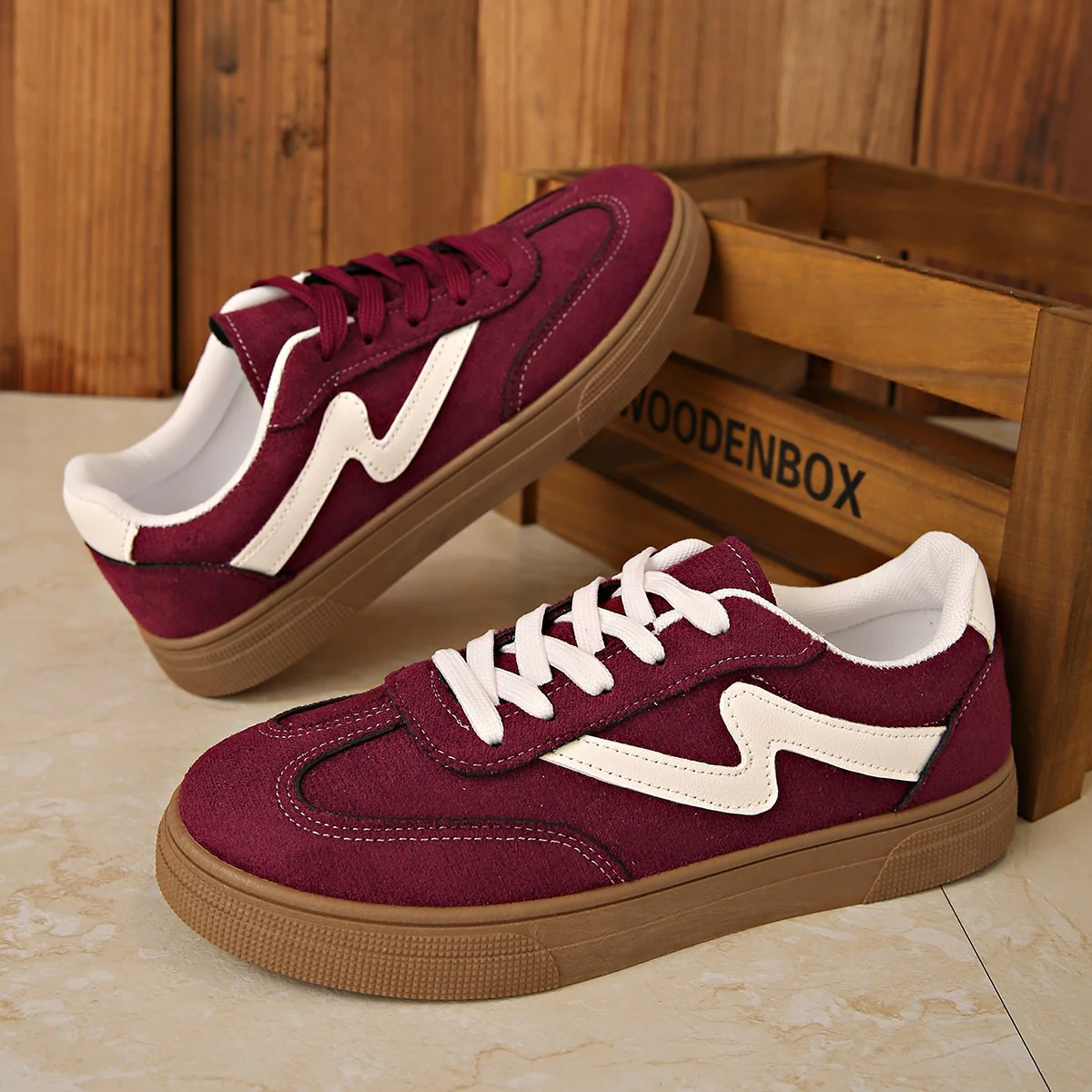 Damen Mode-Sneaker mit hochwertiger Veloursleder-Oberfläche und rutschfester Gummisohle Heidi Mode - Image 4