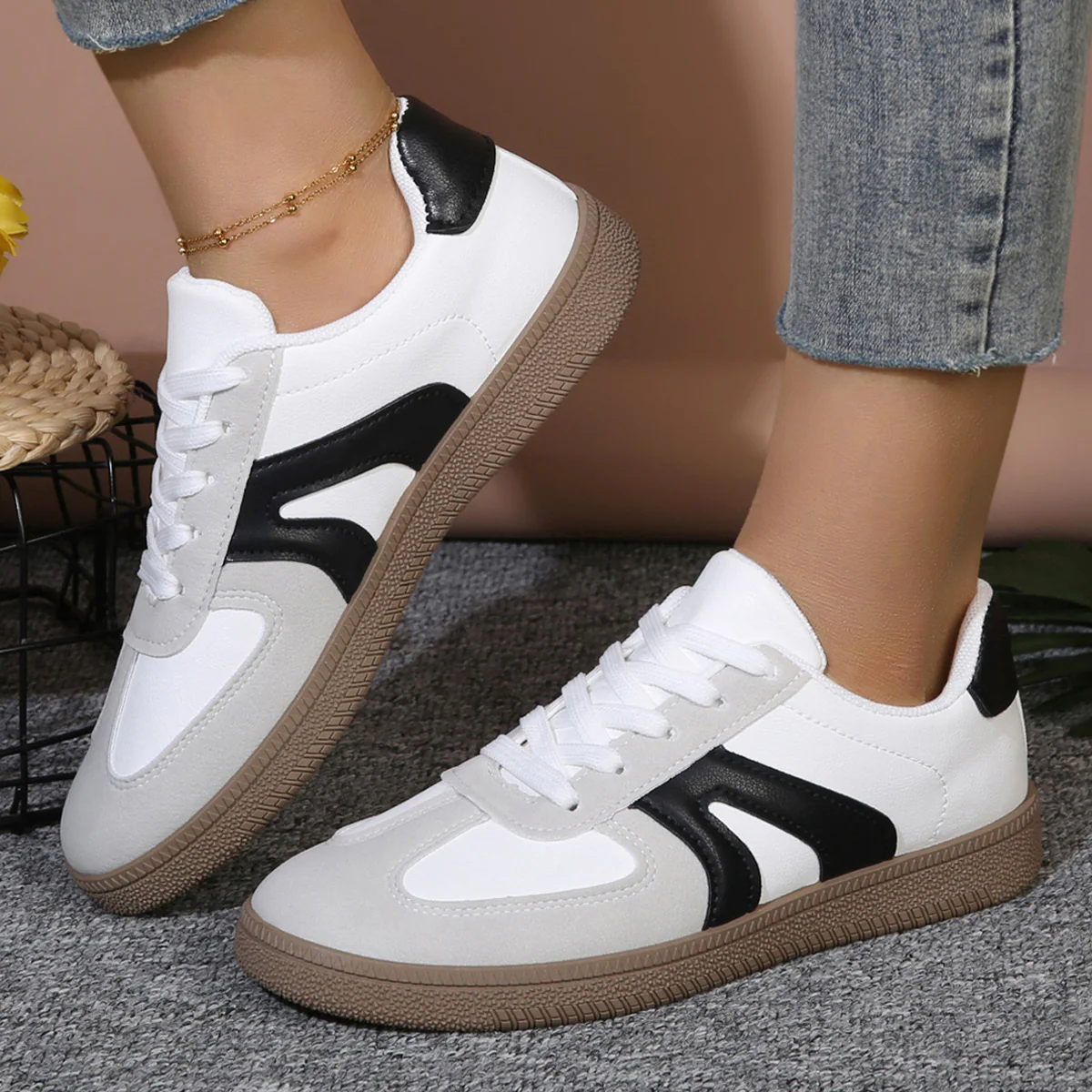 Damen Moderne Freizeitsneaker mit stylischen Details Heidi Mode
