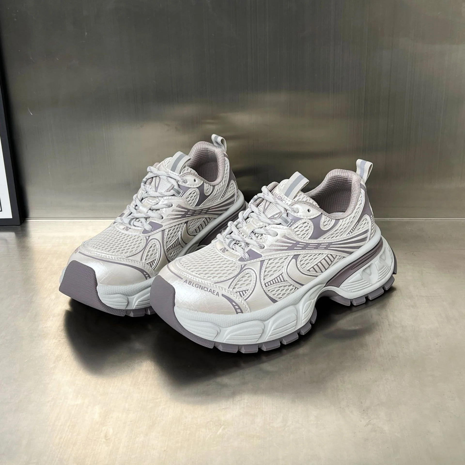Damen moderne Laufschuhe mit innovativer Dämpfungstechnologie Heidi Mode - Image 2