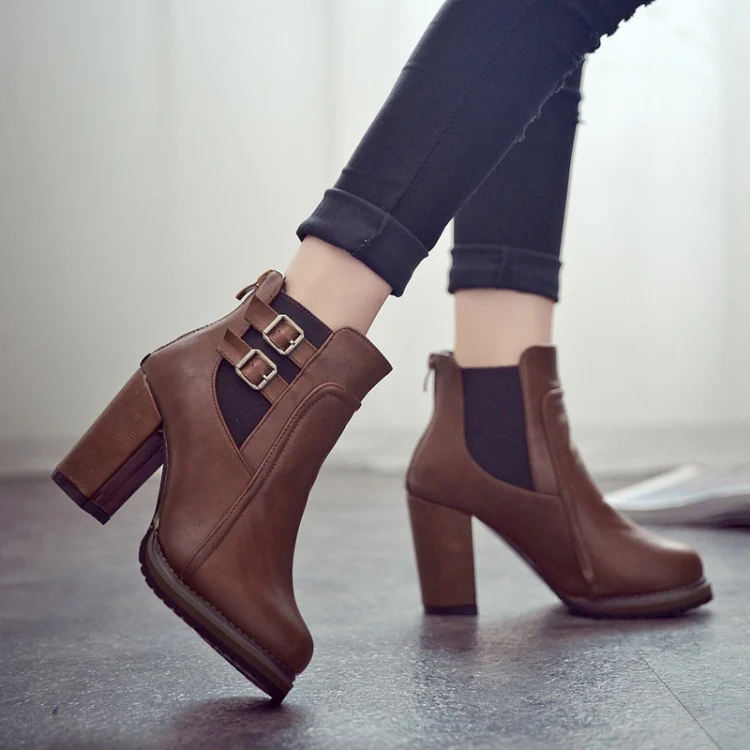 Damen modische Ankle Boots mit robustem Blockabsatz und stilvollen Schnallendetails Heidi Mode - Image 7