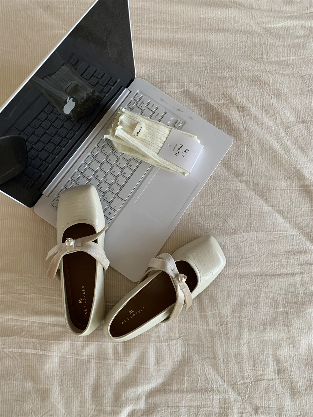 Damen Modische Ballerinas mit elegantem Schleifenakzent und feiner Perlenverzierung Heidi Mode - Image 8