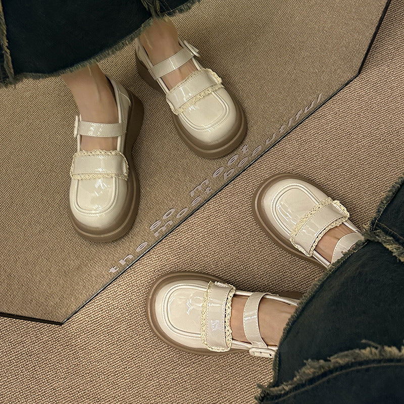Damen Modische Ballerinas mit verstellbarem Riemen und elegantem Perlendetail Heidi Mode - Image 6