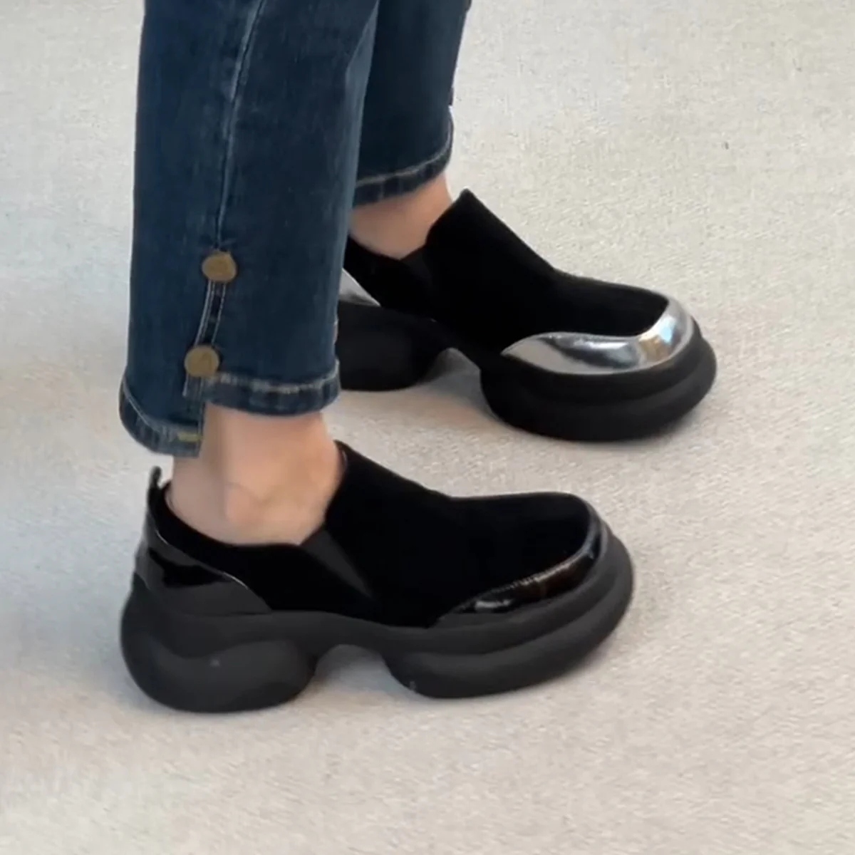 Damen modische Chunky Sneakers mit elastischem Obermaterial und markanter Sohle Heidi Mode - Image 6