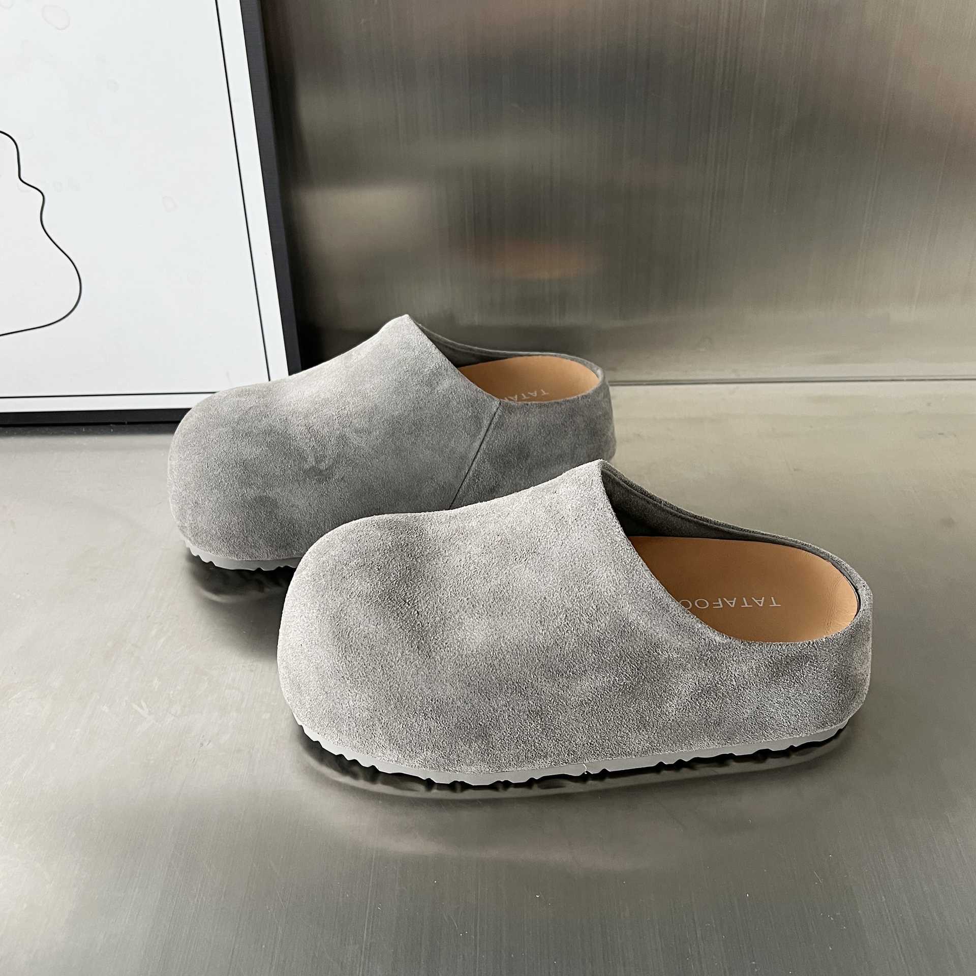 Damen modische Clogs aus weichem Wildleder mit ergonomischem Fußbett Heidi Mode