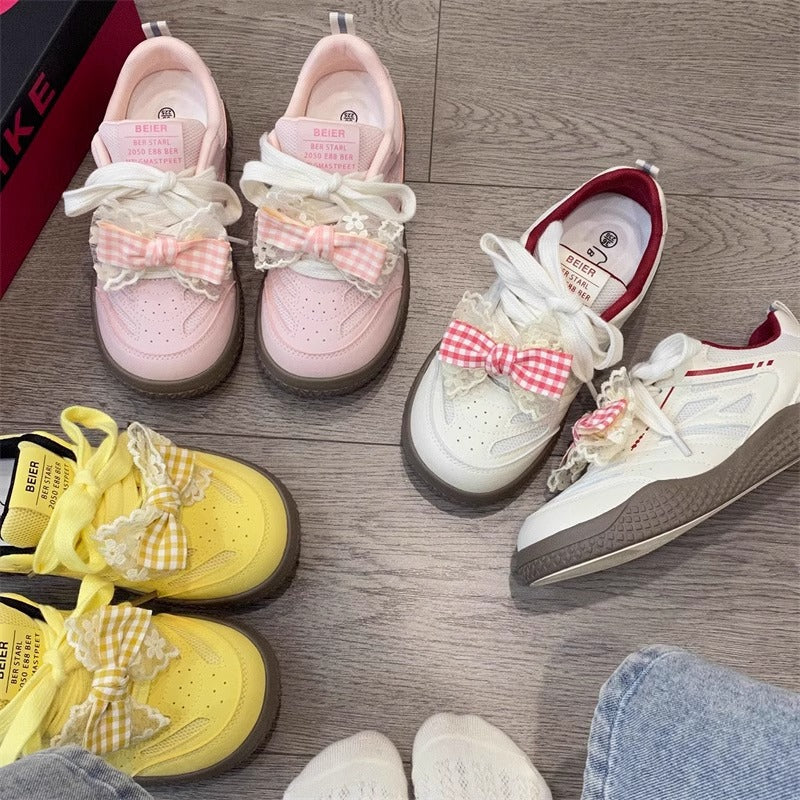 Damen Modische Freizeit Sneakers mit verspielten Applikationen Heidi Mode - Image 4