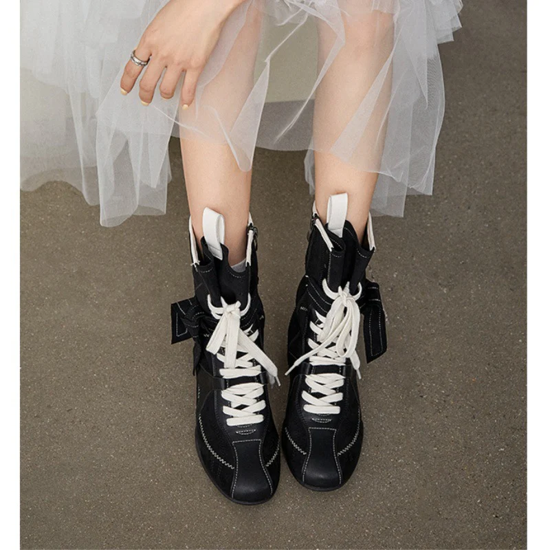 Damen modische Freizeitstiefel mit stylishen Schnürdetails und hohem Komfort Heidi Mode - Image 2