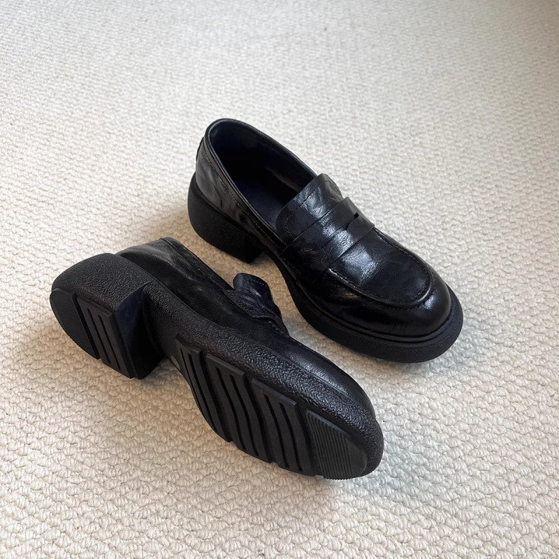 Damen modische Loafers mit robustem Blockabsatz und glänzender Lederoberfläche Heidi Mode - Image 6