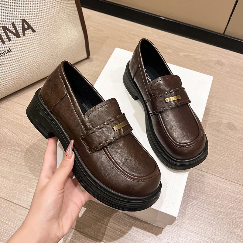 Damen modische Loafers mit stabiler Plateausohle und eleganter Schnalle Heidi Mode