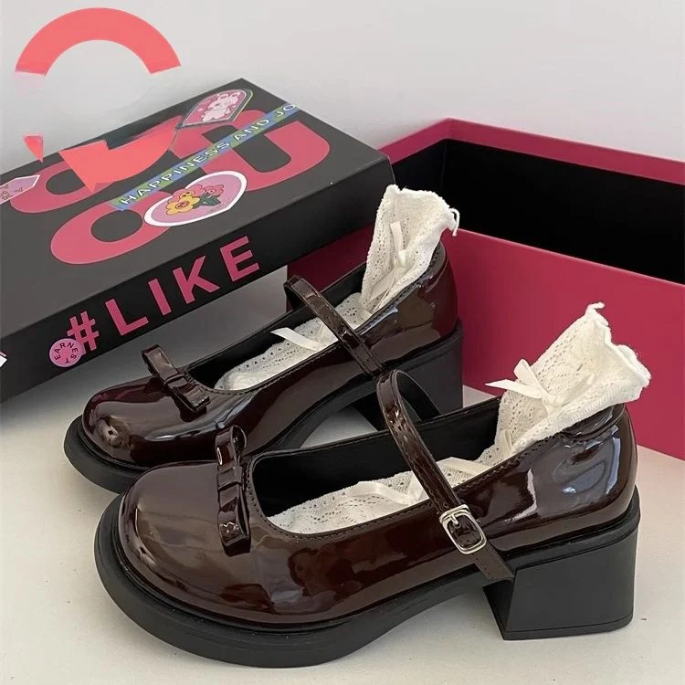 Damen Modische Mary Jane Pumps mit auffälliger Schnalle und bequemem Absatz Heidi Mode
