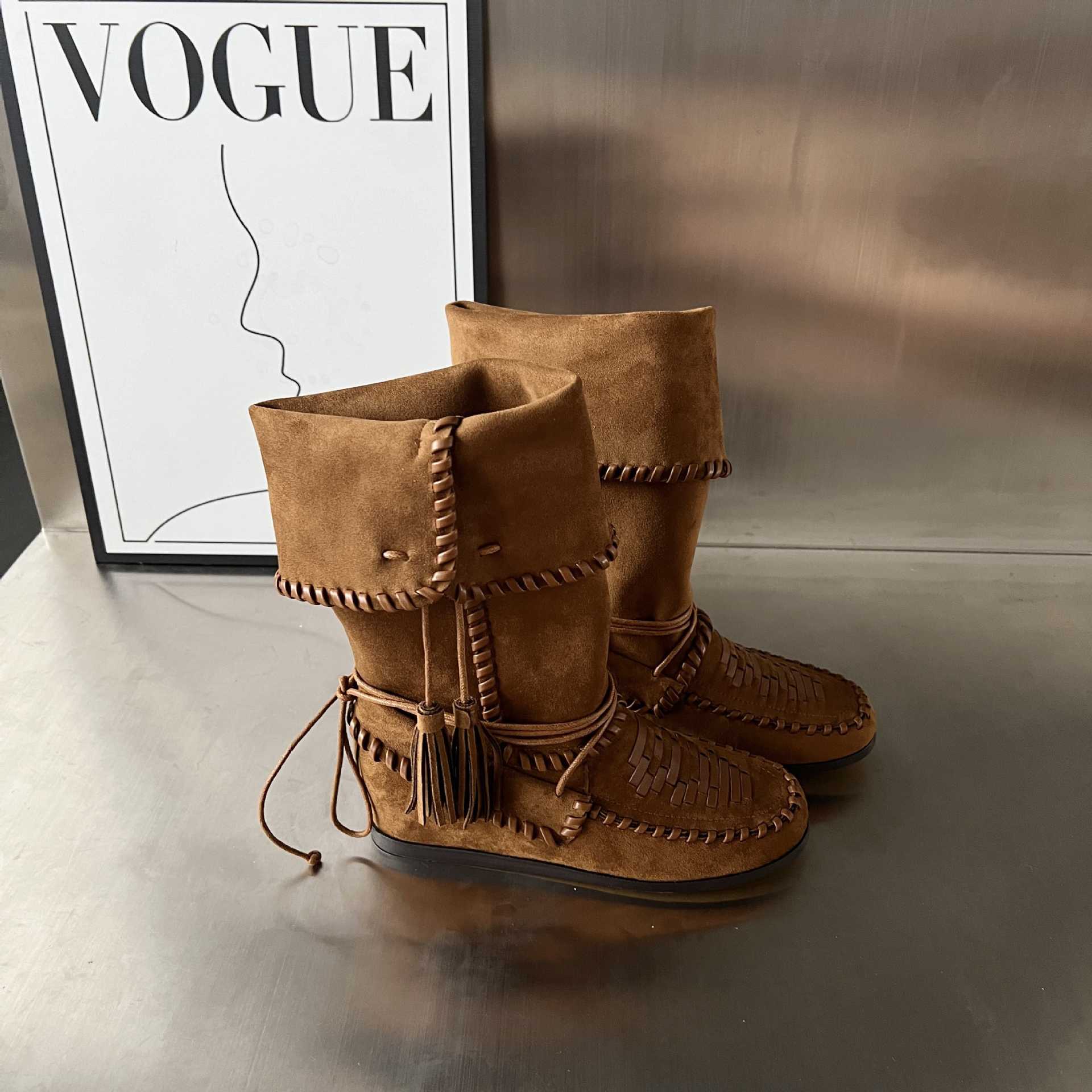Damen Modische Mokassins-Stiefel mit einzigartigem Flechtmuster von Heidi Mode - Image 4