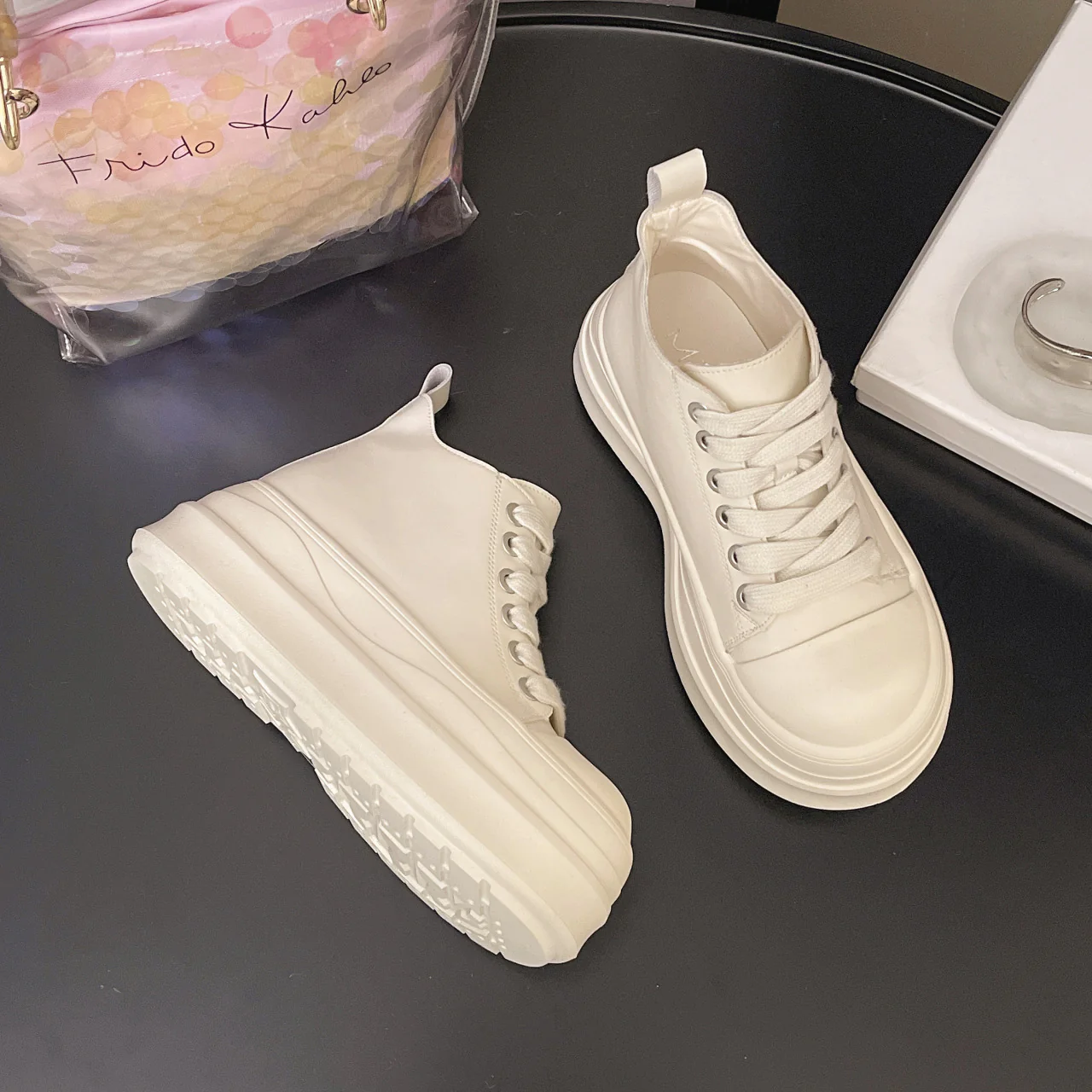 Damen modische Plateau-Hochschuh Sneakers mit dreifarbiger Sohle Heidi Mode - Image 2