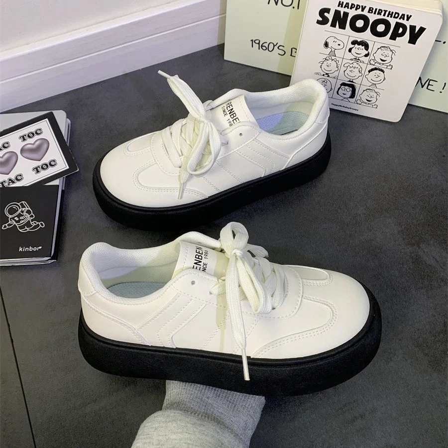 Damen modische Plateau-Sneaker mit klassischem Obermaterial und bequemer Dämpfung Heidi Mode - Image 2