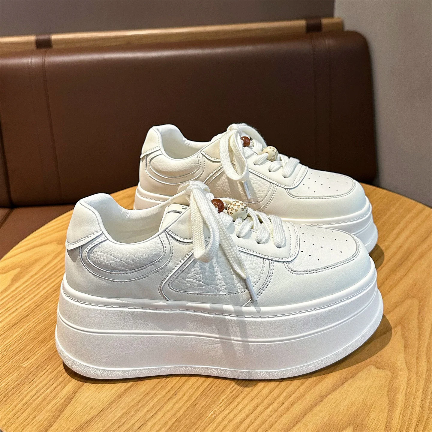 Damen modische Plateau Sneakers mit atmungsaktiver Leder-Oberfläche Heidi Mode - Image 6