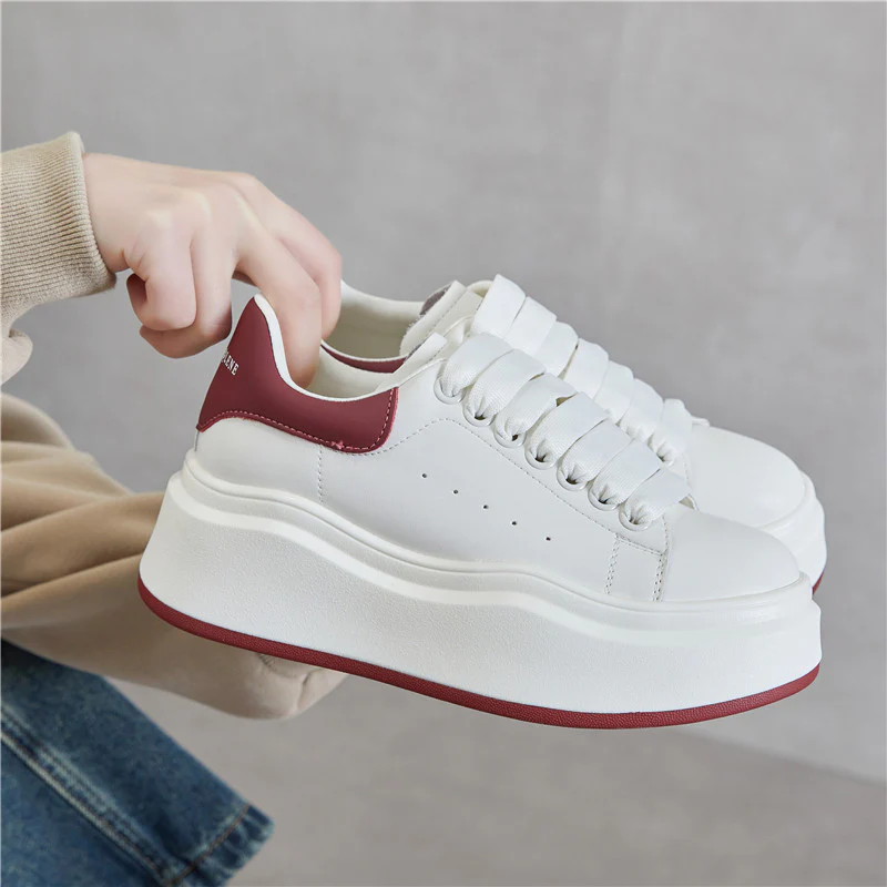 Damen Modische Plateau Sneakers mit elastischen Schnürsenkeln und trendiger Silhouette Heidi Mode - Image 2