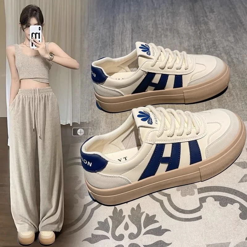 Damen Modische Plateau Sneakers mit klassischem Design und komfortabler Sohle Heidi Mode