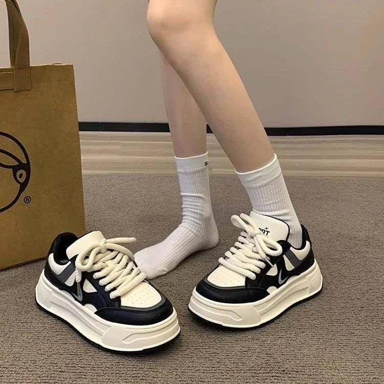 Damen modische Plattform-Sneaker mit innovativer Sohlenkonstruktion Heidi Mode - Image 4