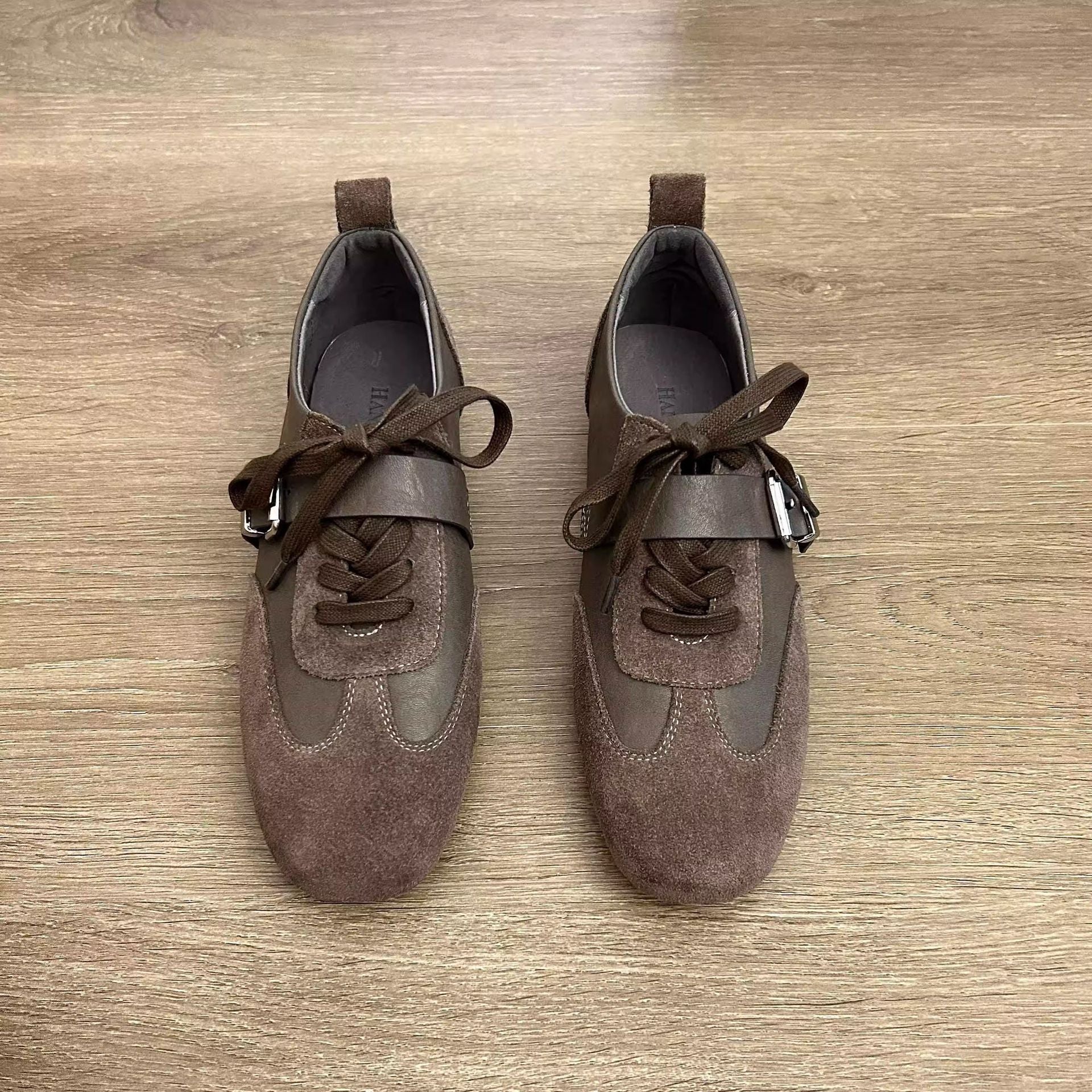 Damen modische Schnürschuhe mit dekorativem Element und hochwertiger Verarbeitung Heidi Mode - Image 4