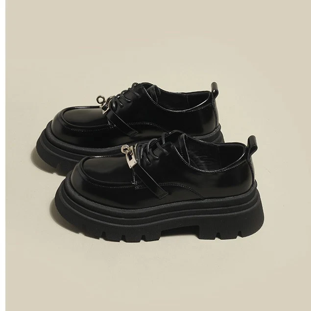 Damen modische Schnürschuhe mit glänzenden Akzenten und rutschfester Sohle Heidi Mode - Image 4