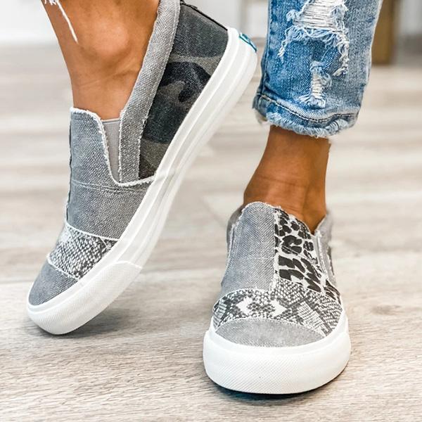 Damen modische Slip-On Sneakers mit Muster-Mix von Heidi Mode - Image 7