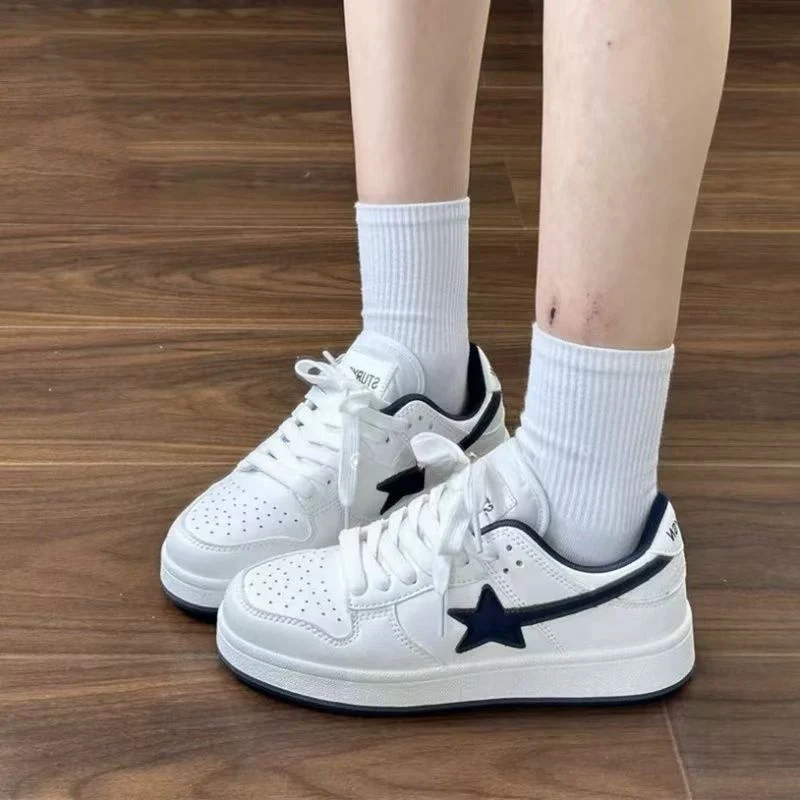 Damen modische Sneaker mit atmungsaktiver Oberflächenstruktur und flexibler Sohle Heidi Mode - Image 3
