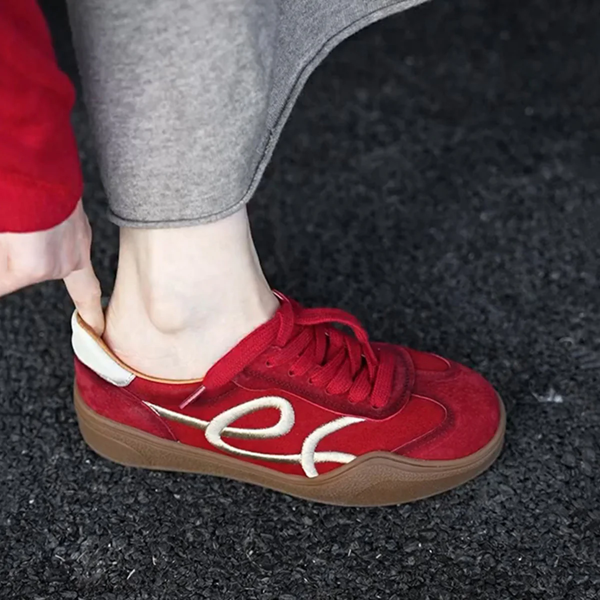 Damen modische Sneaker mit einzigartigem Schnürsystem und Komfortsohle Heidi Mode - Image 6