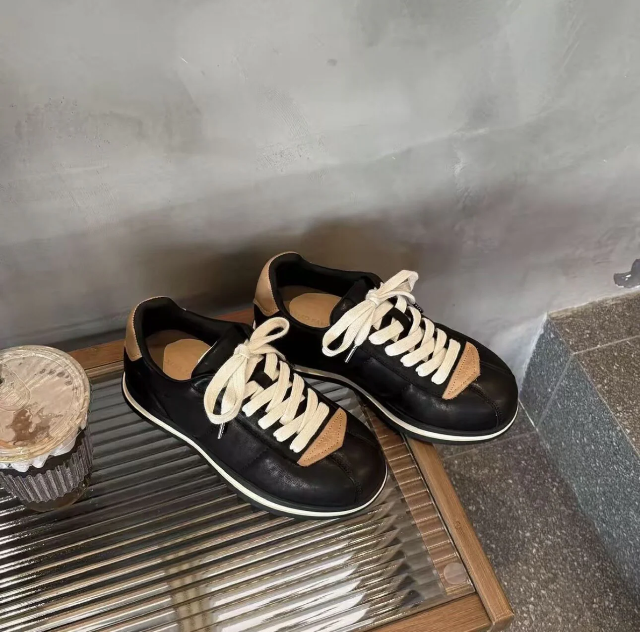 Damen modische Sneaker mit hochwertigem Leder und bequemer Polsterung Heidi Mode - Image 8
