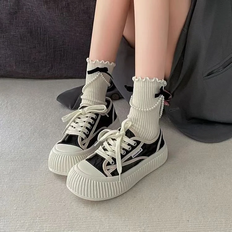 Damen Modische Sneaker mit hohem Plateau und atmungsaktiver Oberflächenstruktur Heidi Mode - Image 4