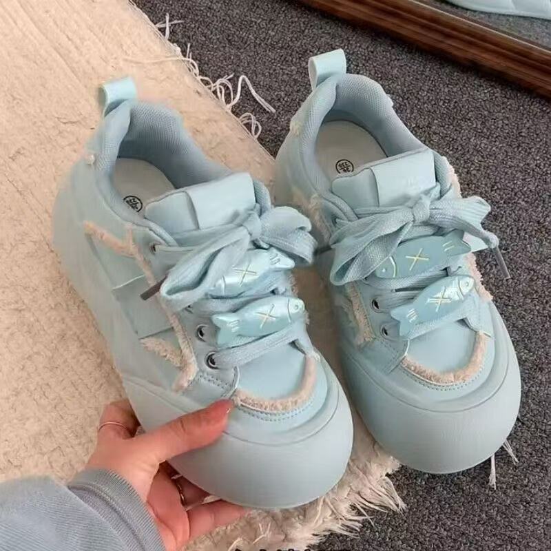 Damen Modische Sneaker mit innovativem Sohlenprofil und elastischem Schnürsystem Heidi Mode - Image 5