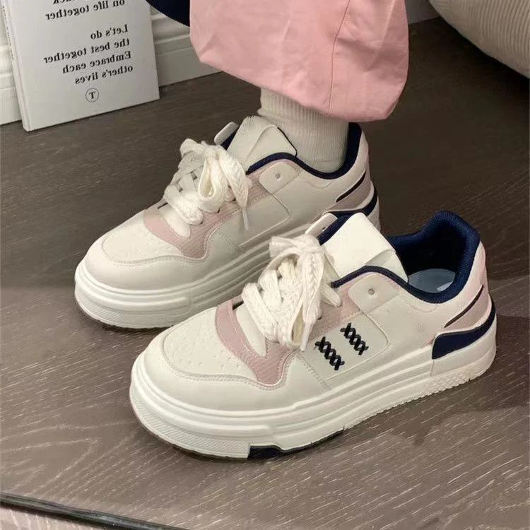 Damen modische Sneaker mit komfortabler dämpfender Sohle und sportlichem Design Heidi Mode - Image 3