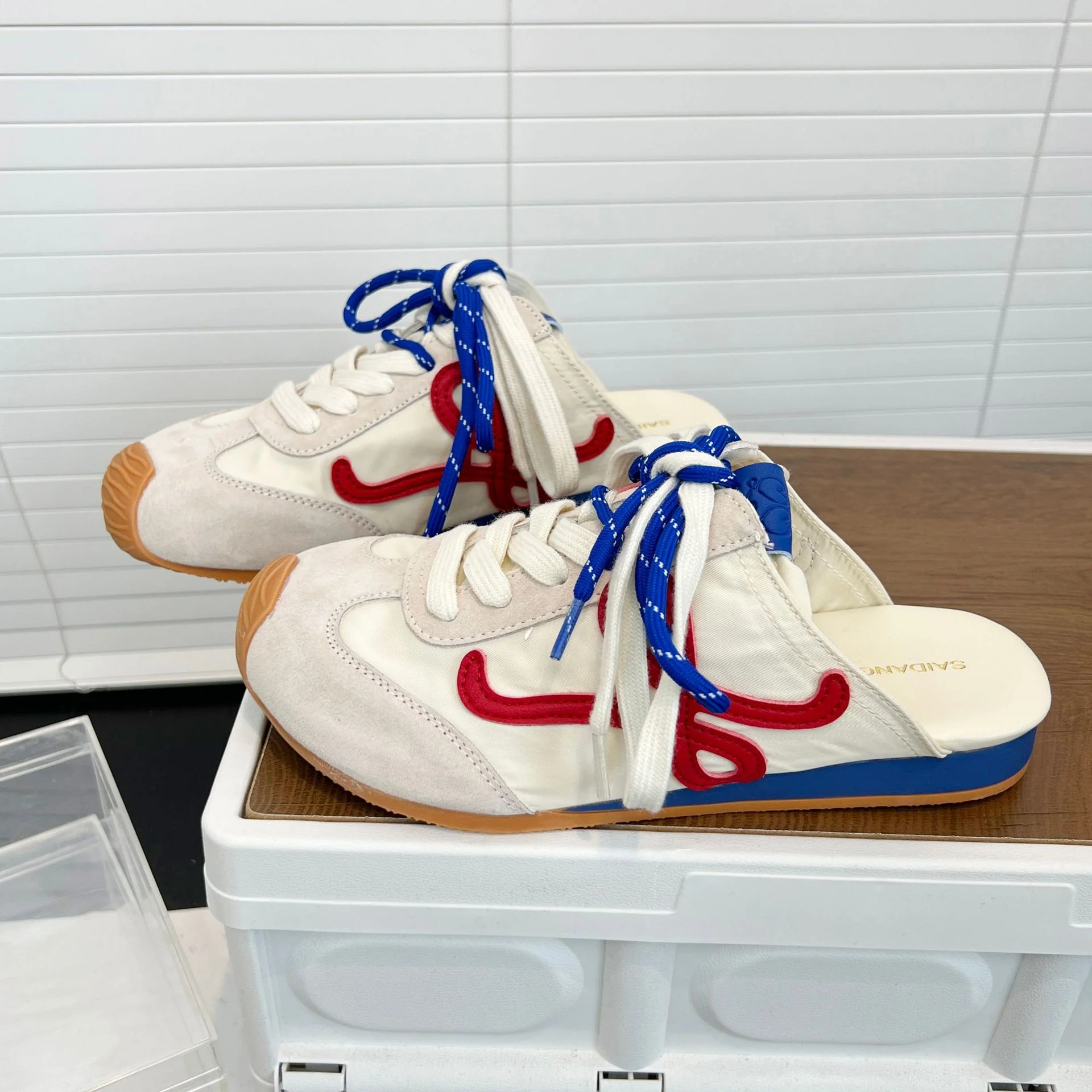 Damen Modische Sneakers mit atmungsaktiver Konstruktion und rutschfester Sohle Heidi Mode - Image 9