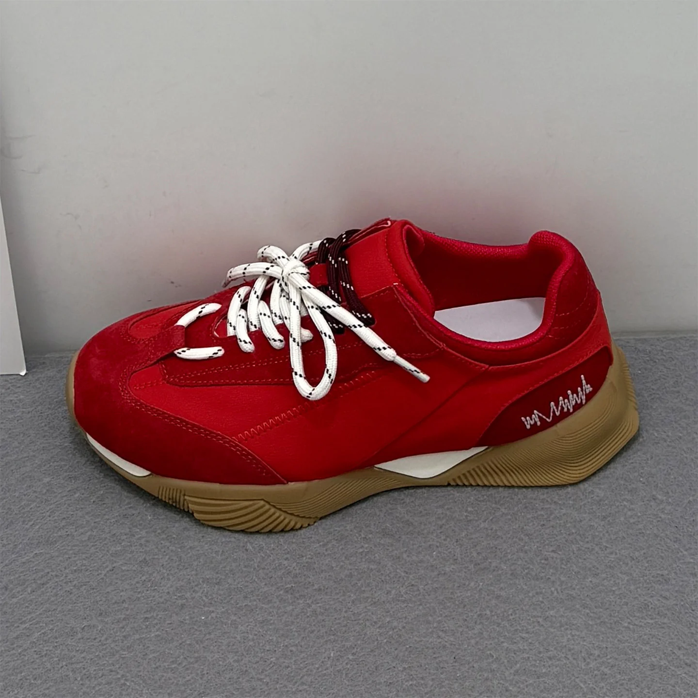 Damen modische Sneakers mit atmungsaktiver Mesh-Oberfläche und trendigem Design Heidi Mode - Image 7
