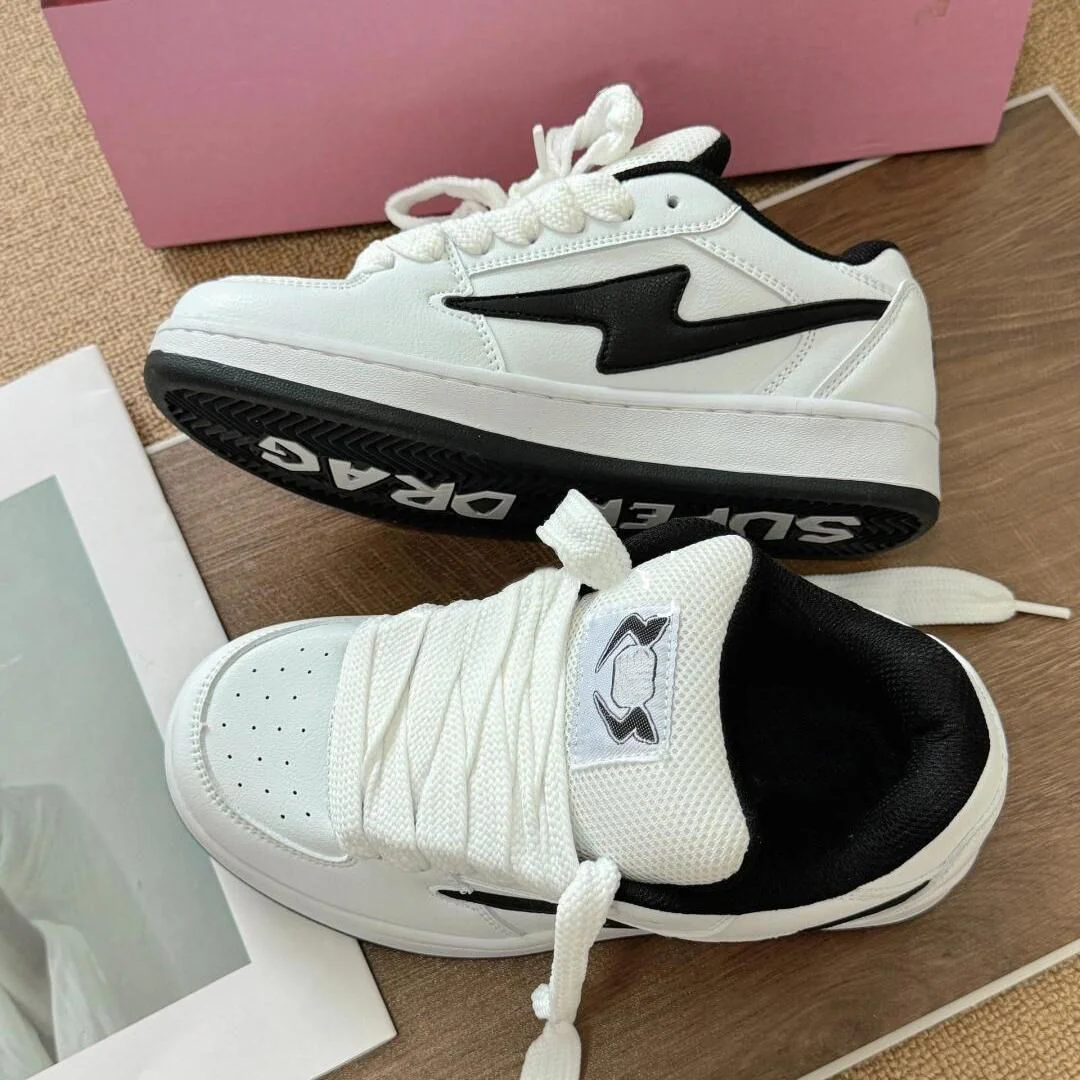 Damen modische Sneakers mit atmungsaktiver Oberflächenstruktur und flexiblem Sohlenprofil Heidi Mode - Image 2