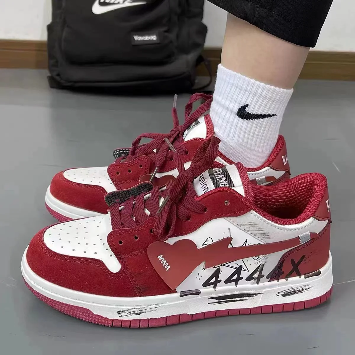 Damen modische Sneakers mit auffälligem Design und atmungsaktiver Oberflächenstruktur Heidi Mode - Image 4