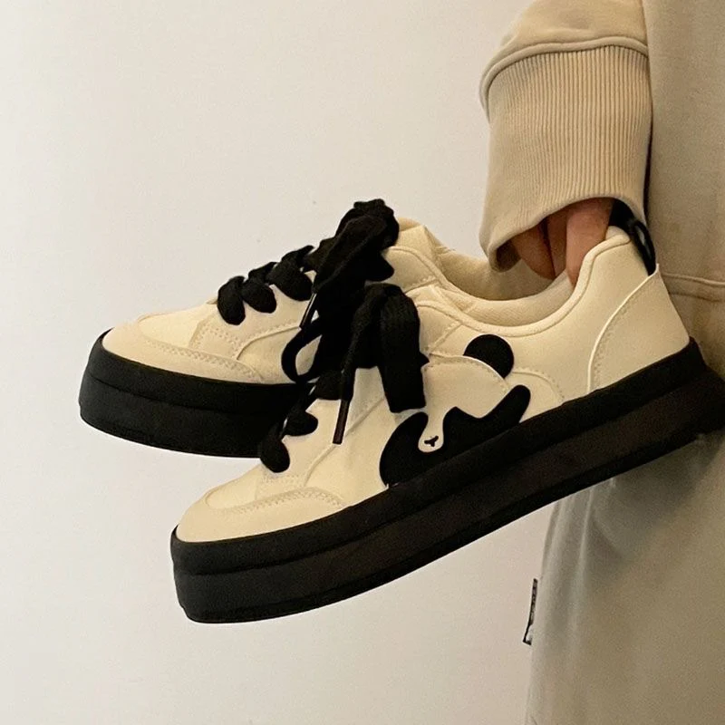 Damen Modische Sneakers mit auffälligem Design und prägnanter Sohle Heidi Mode - Image 3