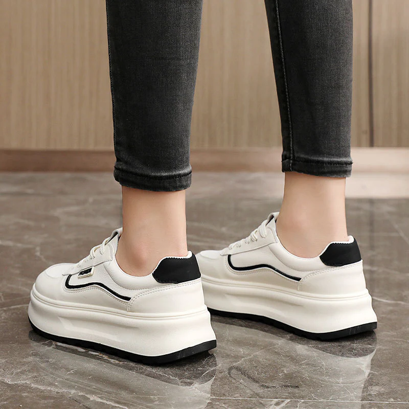 Damen modische Sneakers mit dämpfender Laufsohle und sportlichem Design Heidi Mode - Image 3