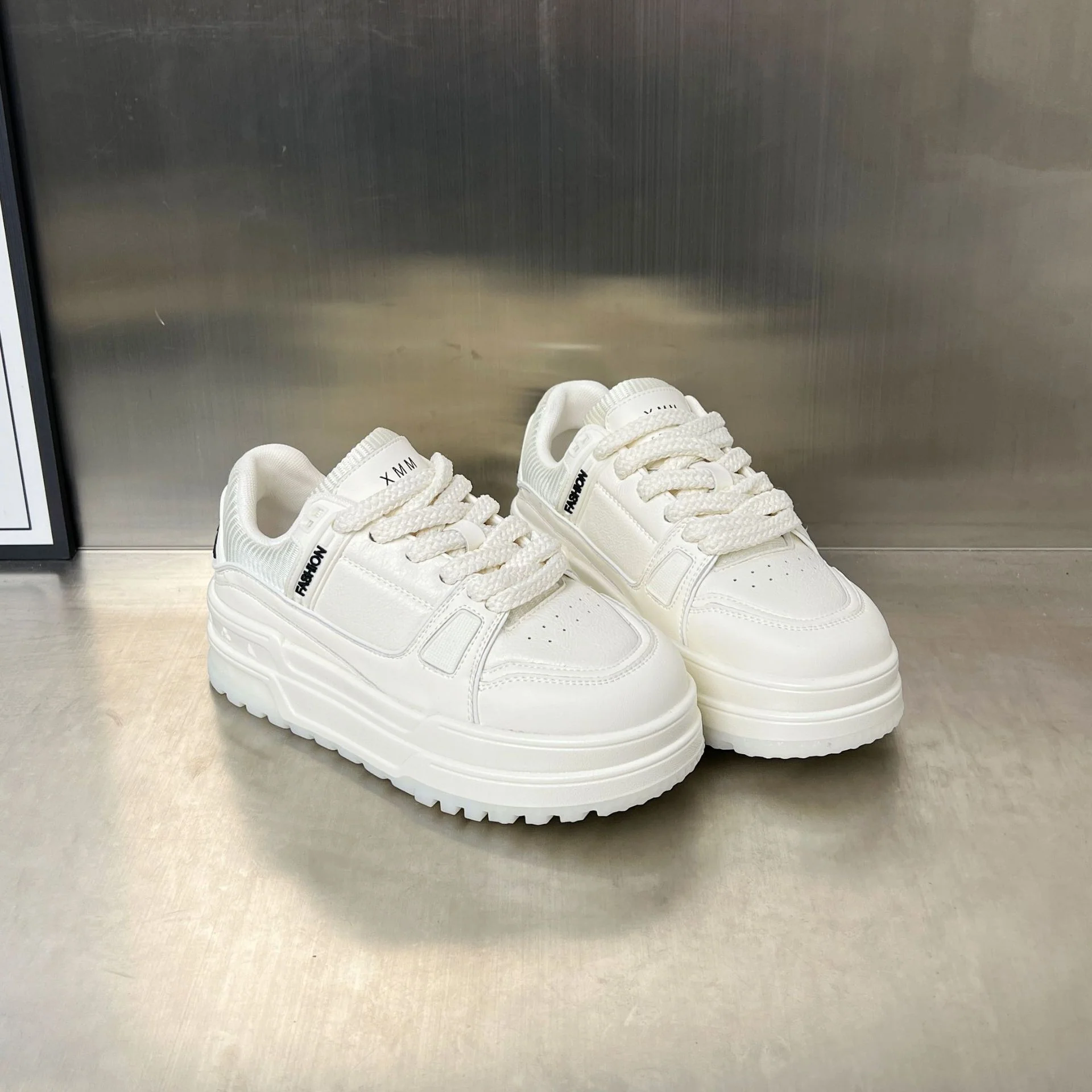 Damen modische Sneakers mit dickem Plateau und atmungsaktiver Obermaterialbeschaffenheit Heidi Mode - Image 4