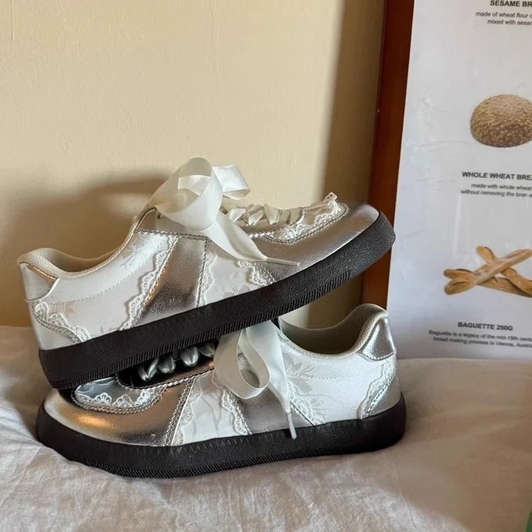 Damen Modische Sneakers mit eleganter Spitzenstruktur und komfortabler Sohle Heidi Mode - Image 3