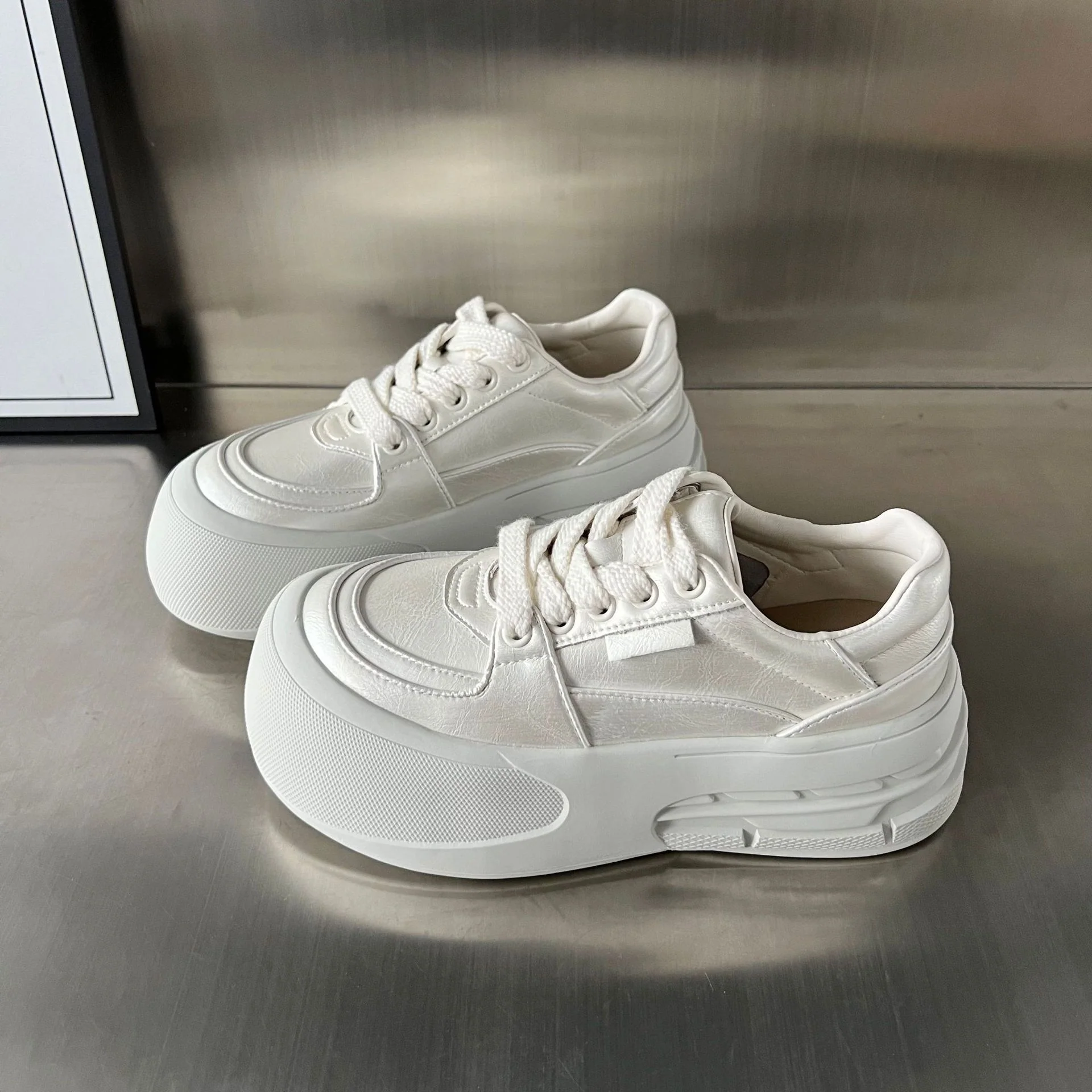Damen modische Sneakers mit extragroßer Plateausohle und atmungsaktiver Mesh-Oberfläche Heidi Mode - Image 7