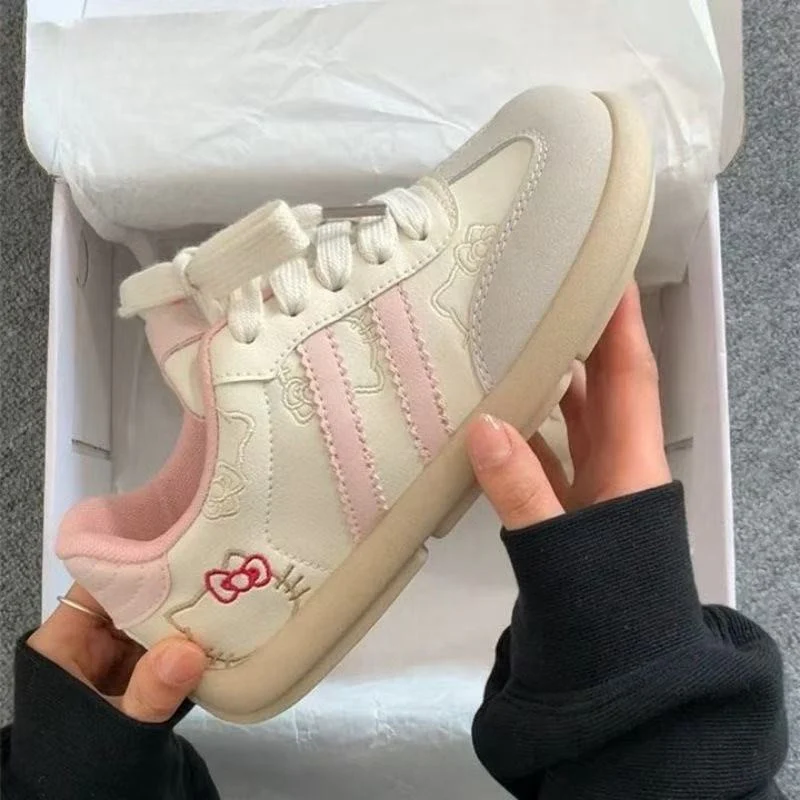 Damen Modische Sneakers mit floralem Stickdesign und rutschfester Sohle Heidi Mode - Image 3