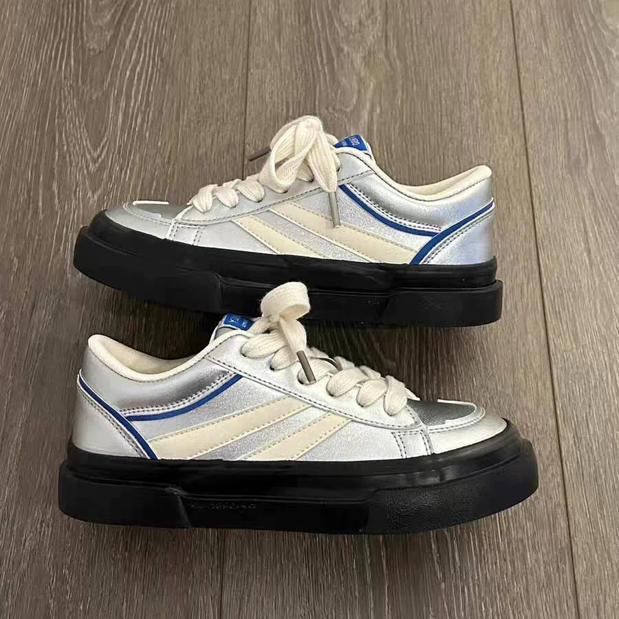Damen Modische Sneakers mit glänzendem Obermaterial und dämpfender Sohle Heidi Mode - Image 2